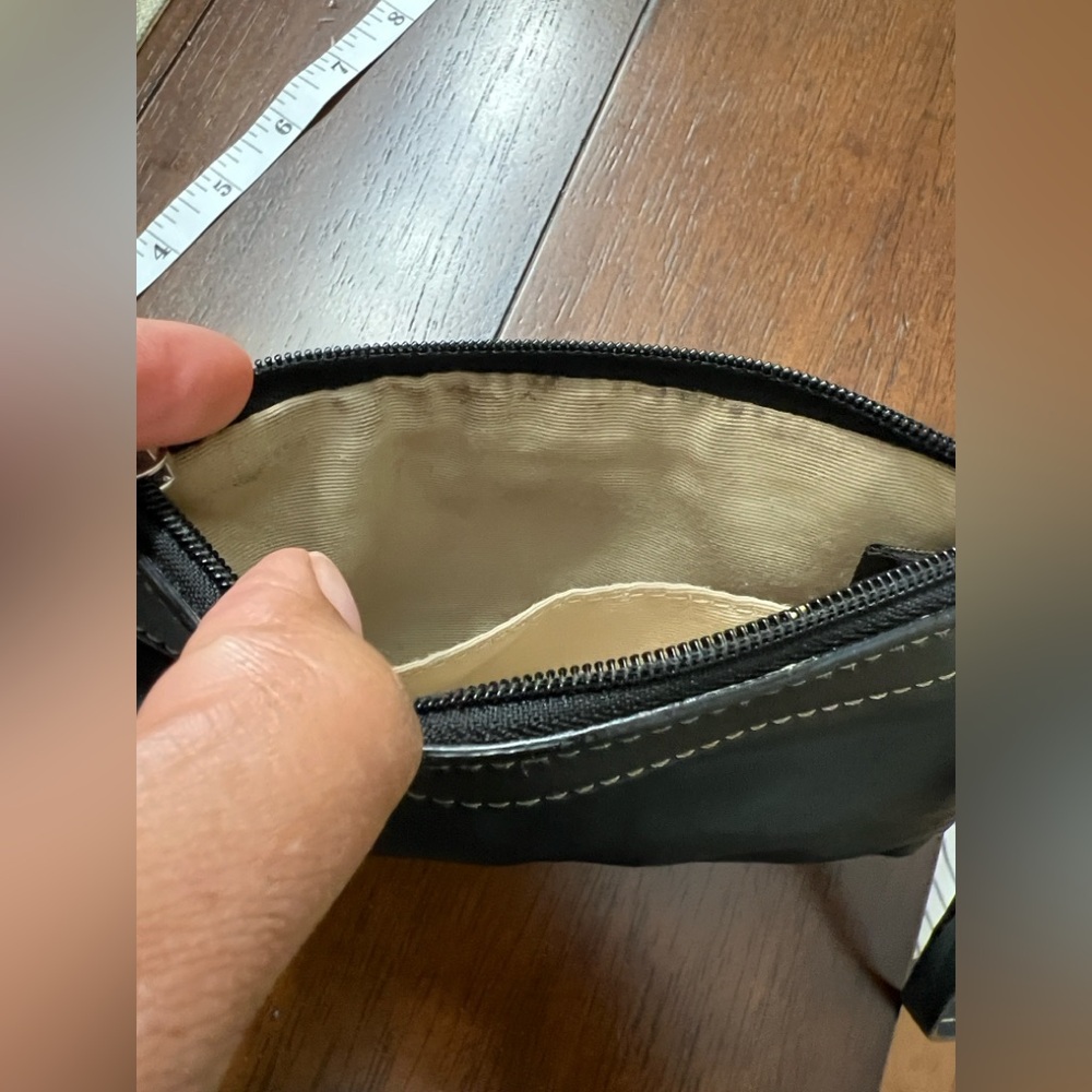 ❤️ Coach Black Leather wristlet ❤️ - Picture 6 of 11